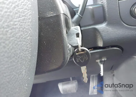 2005 Dodge Ram 1500 Slt/Laramie from USA, damaged, VIN 1D7HU18DX5S216928